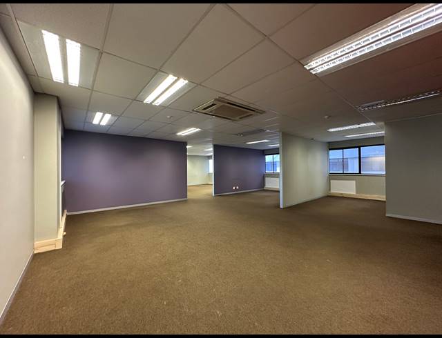 418M² OFFICE TO LET IN SANDTON CENTRAL